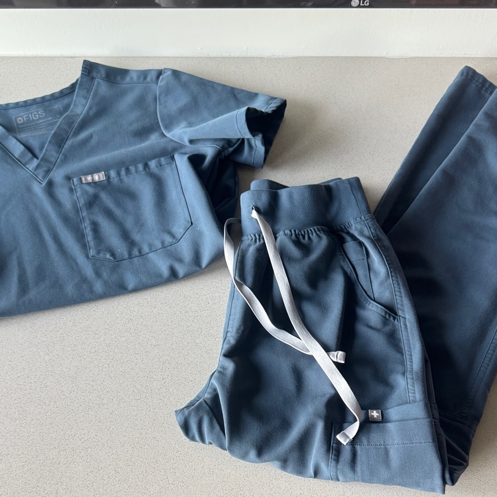 Figs Dark harbor Scrub top and pants